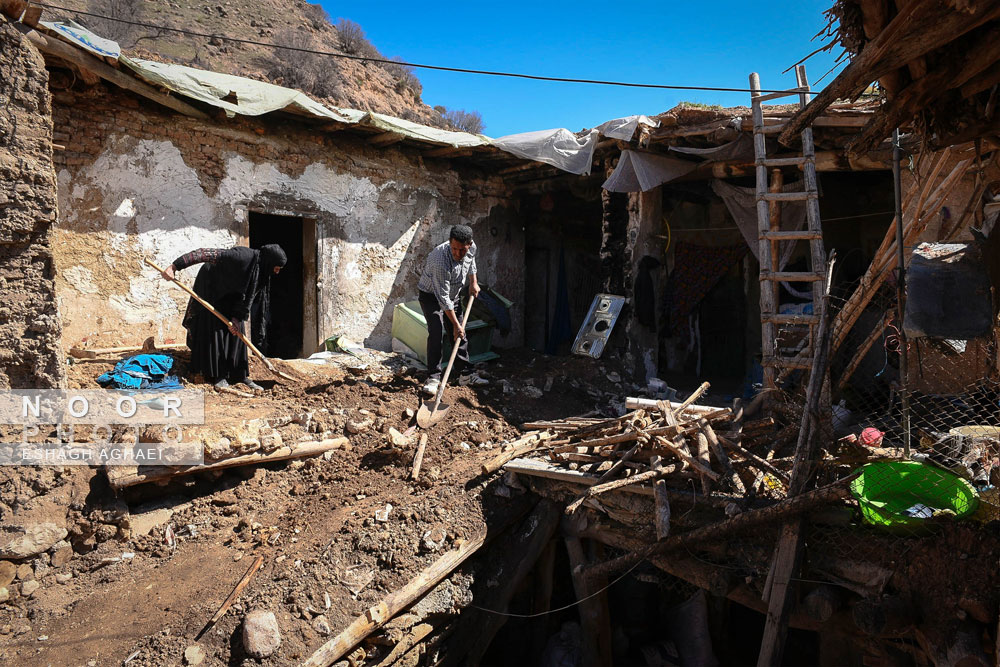 مناطق زلزله زده شهر سی سخت از استان کهگیلویه و بویراحمد