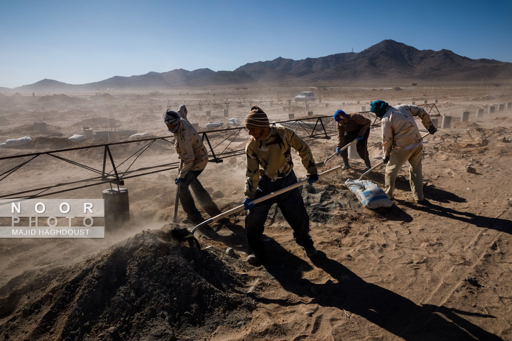 ساخت نیروگاه خورشیدی با استفاده از زندانیان شهر سربیشه استان خراسان جنوبی