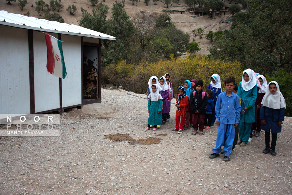 مدارس مناطق محروم روستاهای ذلقی غربی شهرستان الیگودرز استان لرستان