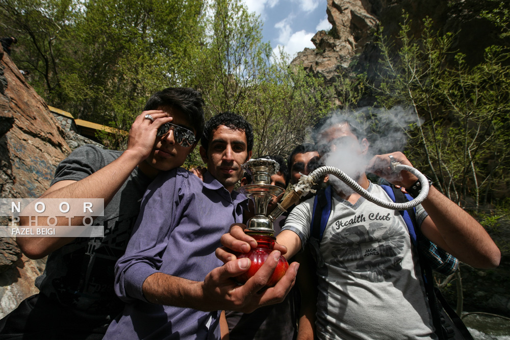 مصرف قلیان در دربند و ارتفاعات شمال تهران در ایام کرونا