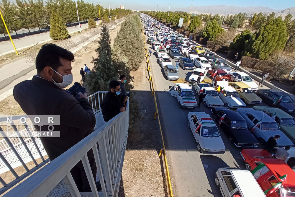 راهپیمایی 22 بهمن 1399 در کرمان - عکس: مهلا جنابی