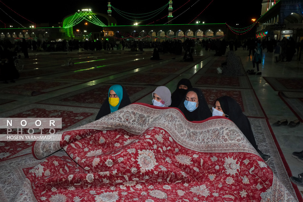 جشن میلاد حضرت مهدی (عج) در مسجد جمکران