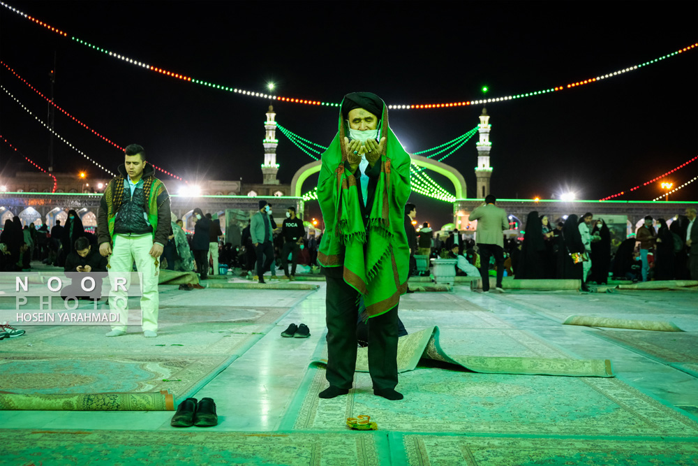 جشن میلاد حضرت مهدی (عج) در مسجد جمکران