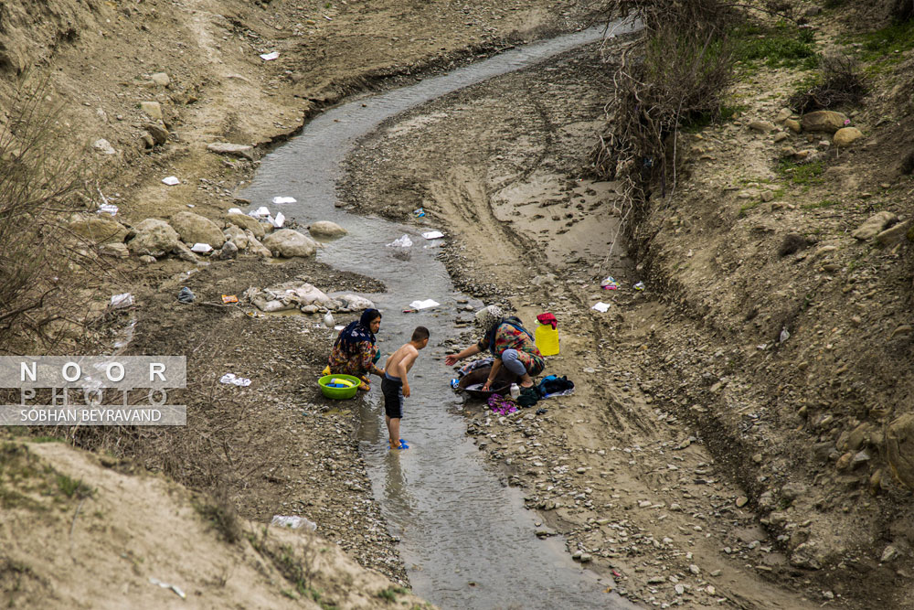 زندگی کودکان زباله گرد و فقیر در روستای پست دره شهر مراوه تپه استان گلستان