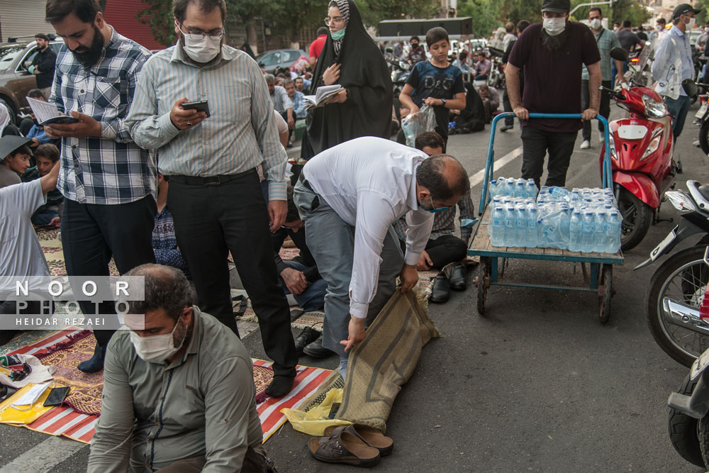 مراسم دعای عرفه در تهران