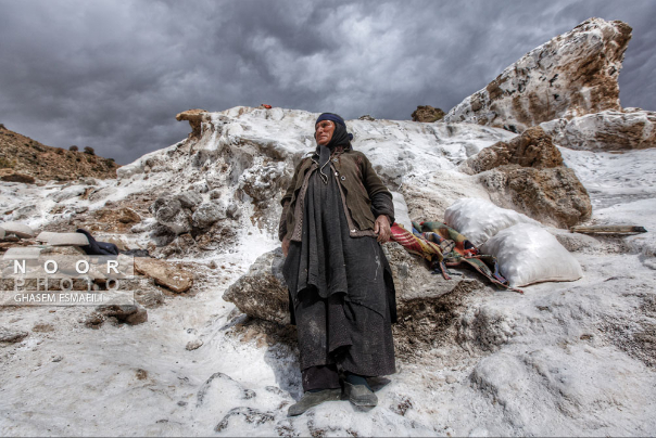 فیلم مستند «زنان نمکی»